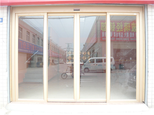 西安鋁型材自動(dòng)門-天卓展廳