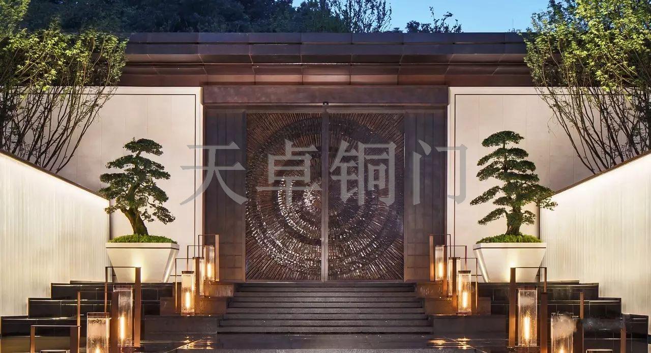 玻璃銅門(mén)