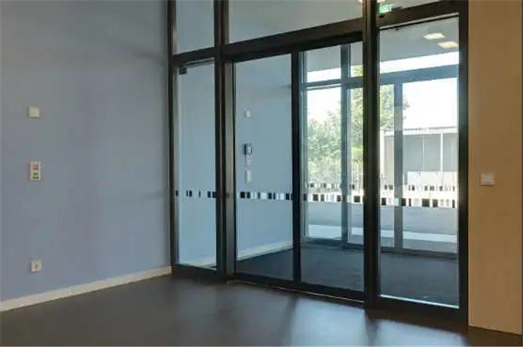 蓋澤自動門和門禁系統(tǒng)為學校組建無接觸安全通道