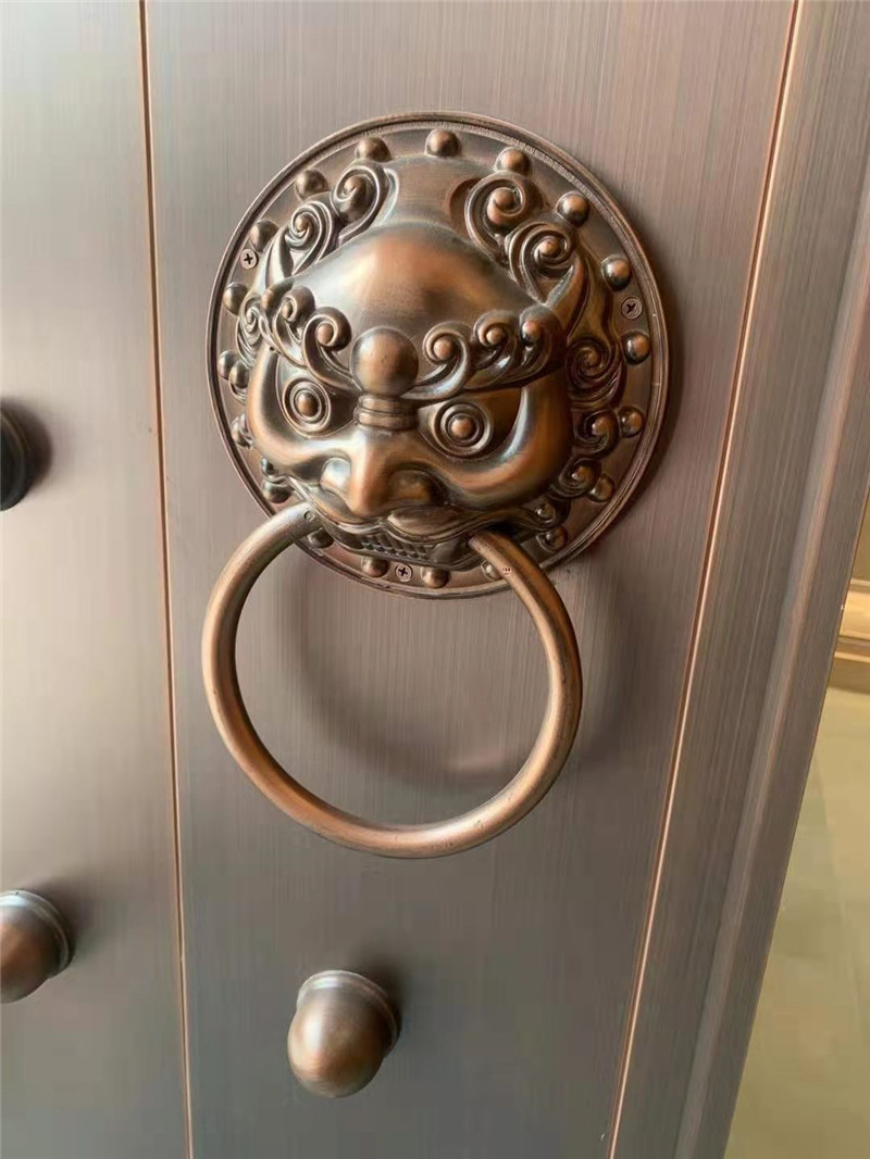 財(cái)神殿銅門(mén)，銅牌扁 