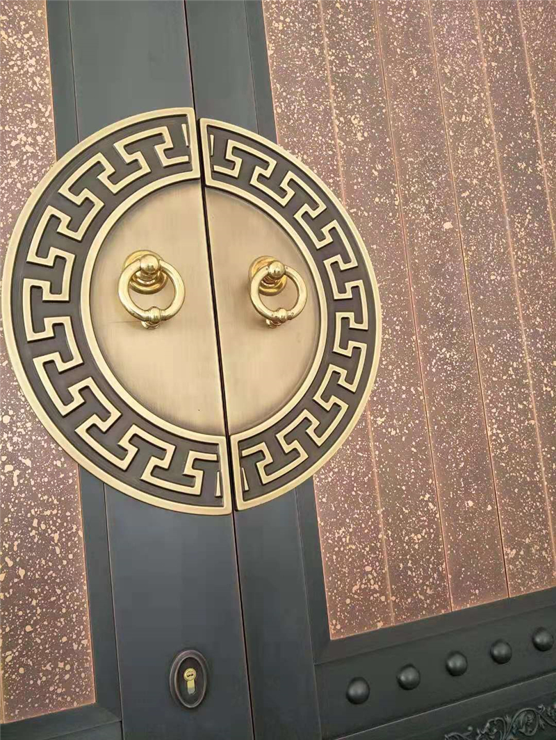 對(duì)開(kāi)庭院銅門8